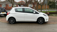 Toyota Yaris 1.5 Hybrid Icon Tech 5dr CVT Hybrid Hatchback